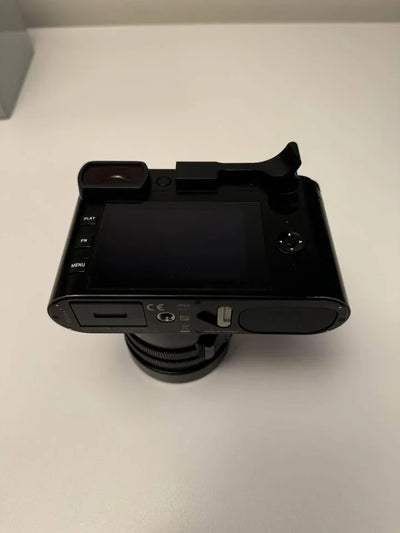 Leica Q2 47.3 MP Digital SLR Camera - Black