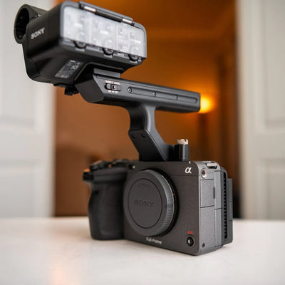 Sony FX3 Full-Frame Excellent Condition + Handle Unit