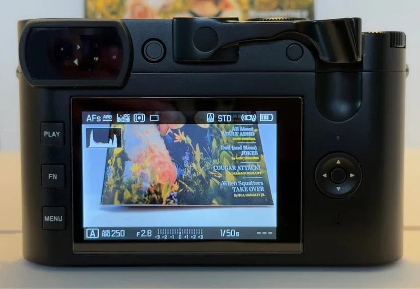Leica Q2 With original box, accessories, Leica leather half case, and more!