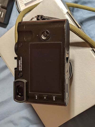 Leica Q2 47.3 MP Digital SLR Camera - Extra Battery + Accessories
