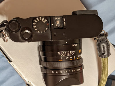 Leica Q2 47.3 MP Digital SLR Camera - Extra Battery + Accessories