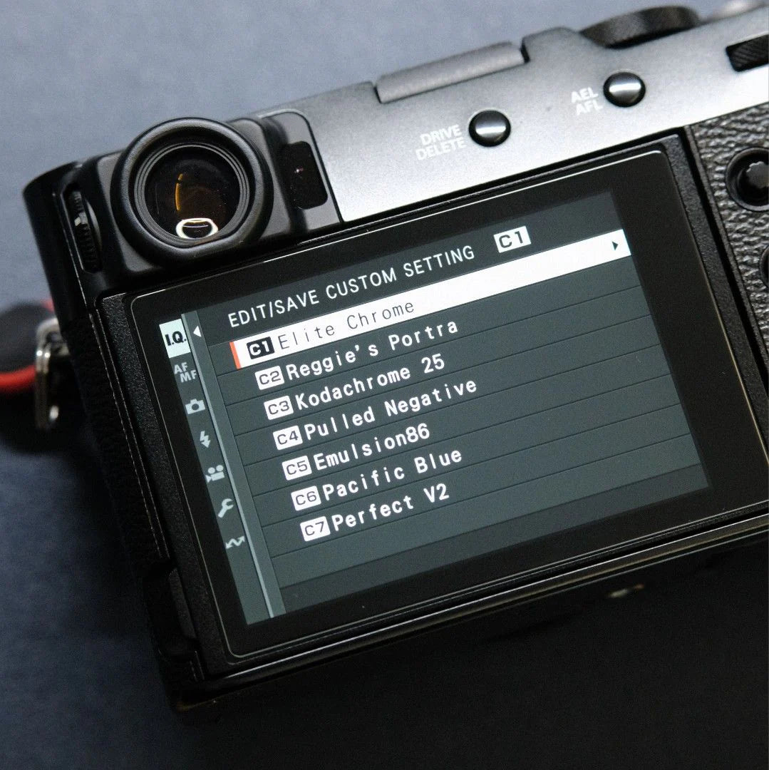 Fujifilm X100vi Black Noir - Mint Condition, Low Shutter Count