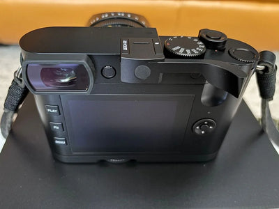 Leica Q2  Bonus Included