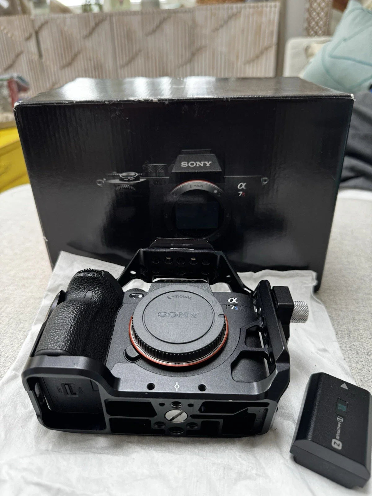 SONY A7S III Mirrorless Digital 4K Camera + Small rig Cage