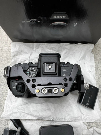 SONY A7S III Mirrorless Digital 4K Camera + Small rig Cage